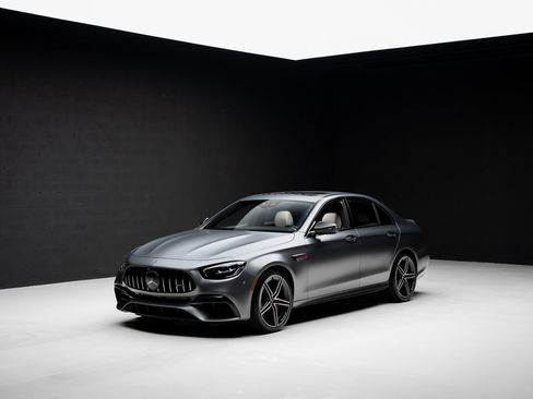 Used 2021 Mercedes-Benz E 63 AMG S image 4