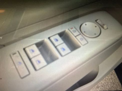 Used 2025 Hyundai Kona SEL FWD image 10