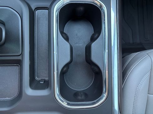 New 2026 GMC Sierra 1500 SLT w/ SLT Premium Plus Package image 13