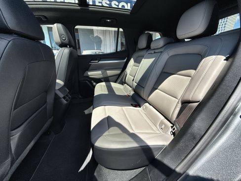 New 2025 GMC Terrain Elevation w/ Elevation Premium Package image 23