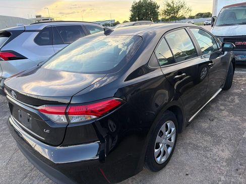 Used 2024 Toyota Corolla LE FWD image 5