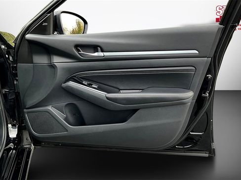 Used 2023 Nissan Altima 2.5 SL image 26