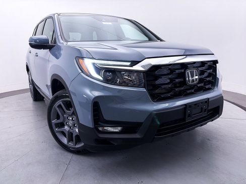 Used 2023 Honda Passport EX-L image 3