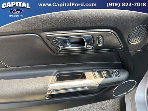 Used 2016 Ford Mustang GT Premium RWD image 19