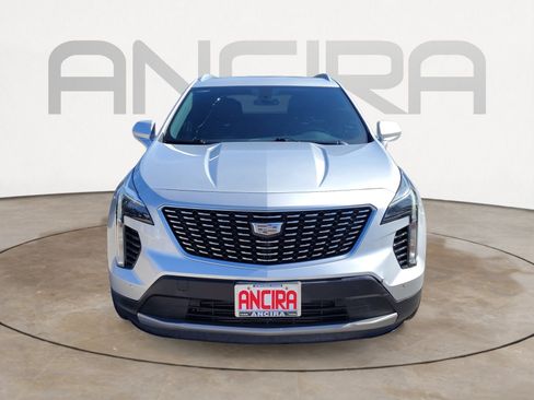 Used 2019 Cadillac XT4 Premium Luxury w/ Cold Weather Package FWD image 5