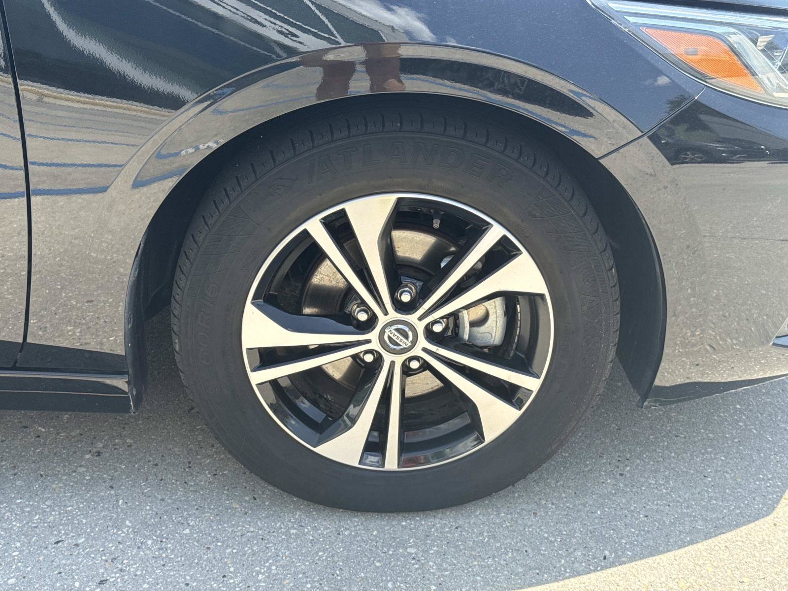 Used 2022 Nissan Sentra SV FWD image 4