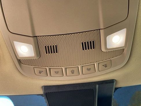 Used 2020 Ford F150 Lariat image 35