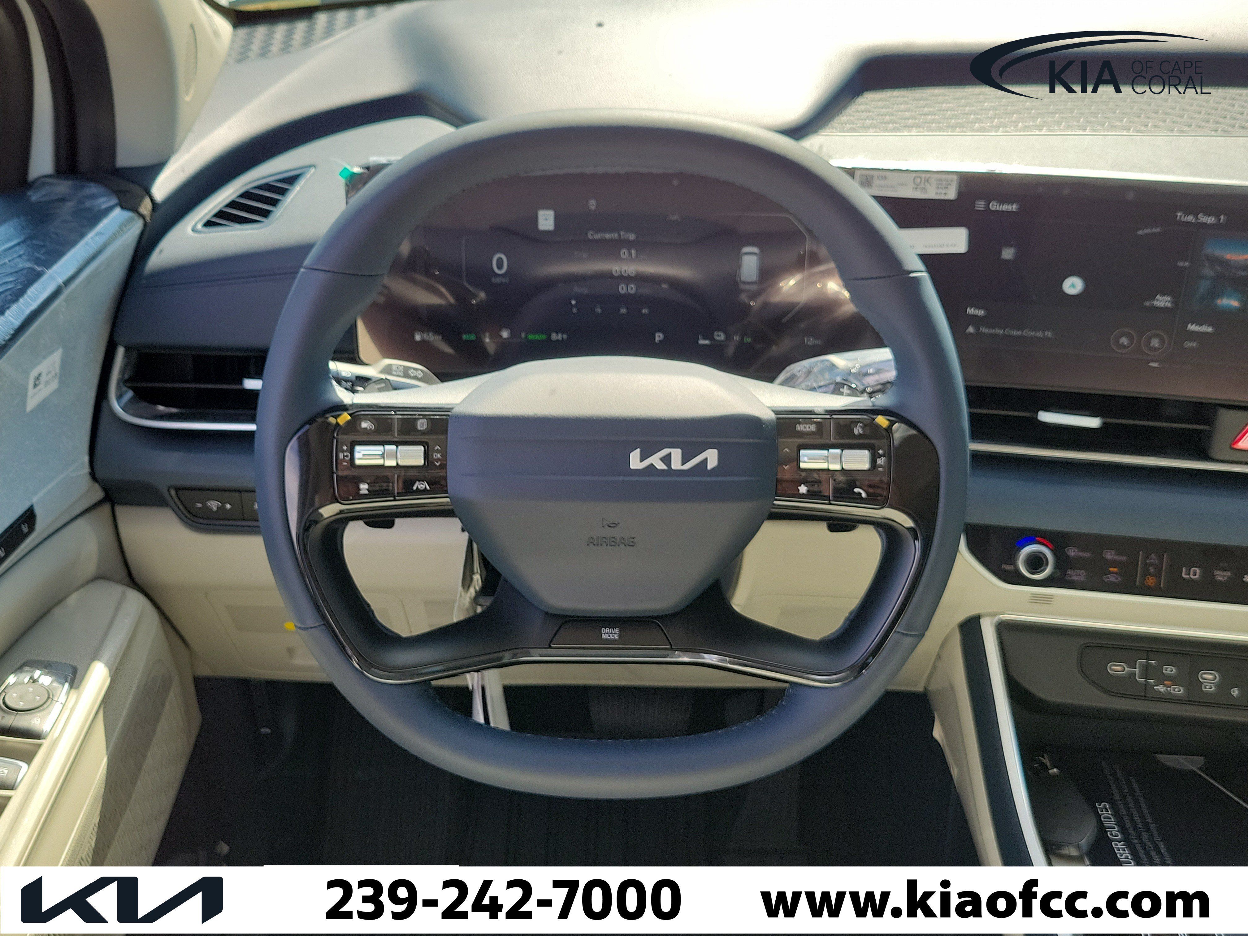 New 2027 Kia Carnival SX FWD image 18