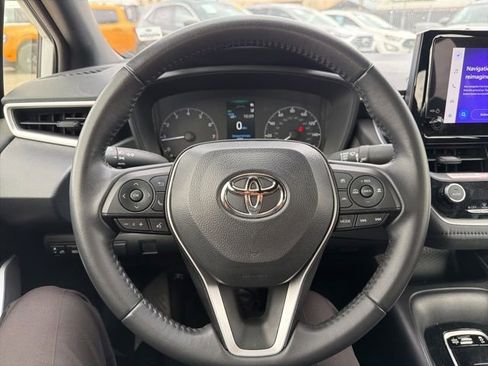Used 2023 Toyota Corolla SE w/ SE Premium Package FWD image 14
