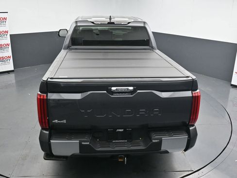 Used 2024 Toyota Tundra Limited AWD/4WD image 33
