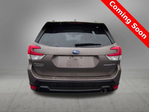Used 2022 Subaru Forester Limited image 5