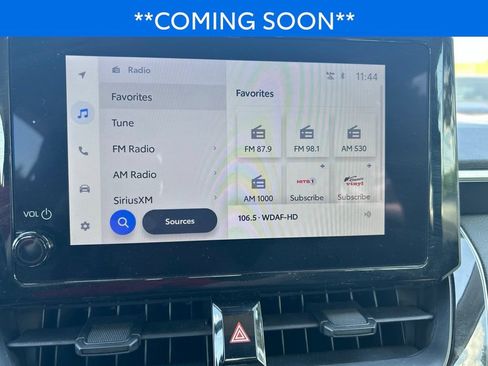 Used 2025 Toyota Corolla LE FWD image 12