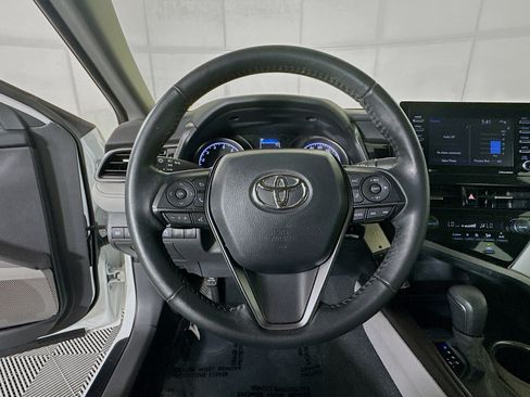 Used 2023 Toyota Camry SE FWD image 15