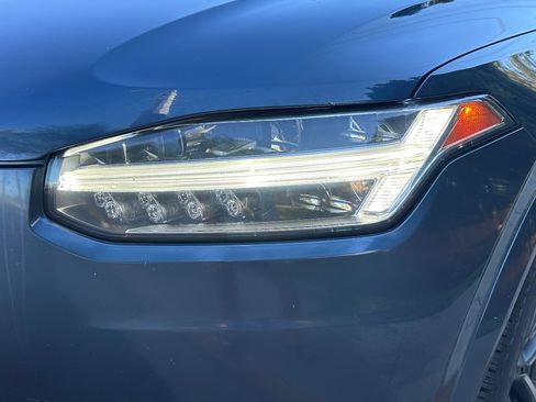 Used 2018 Volvo XC90 T5 Momentum w/ Convenience Package image 47