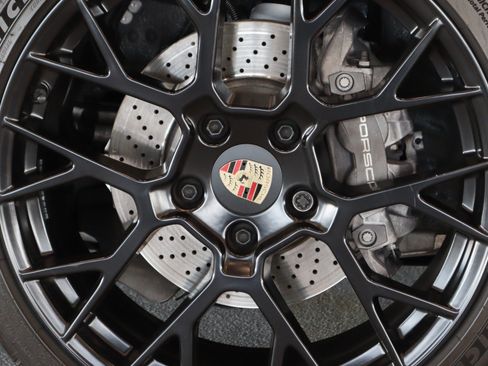 Certified 2024 Porsche 911 Carrera RWD image 13
