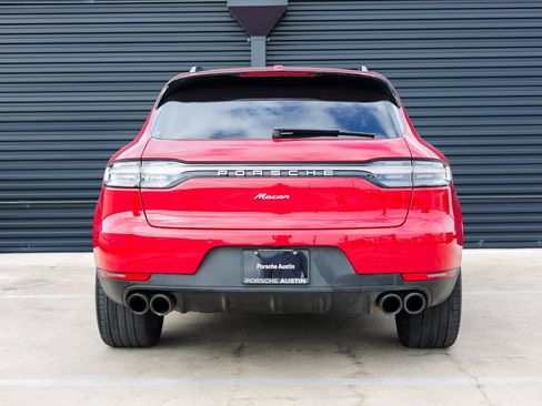 Certified 2021 Porsche Macan image 6