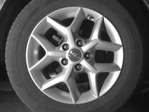 Used 2025 Kia Soul LX w/ LX Technology Package FWD image 15