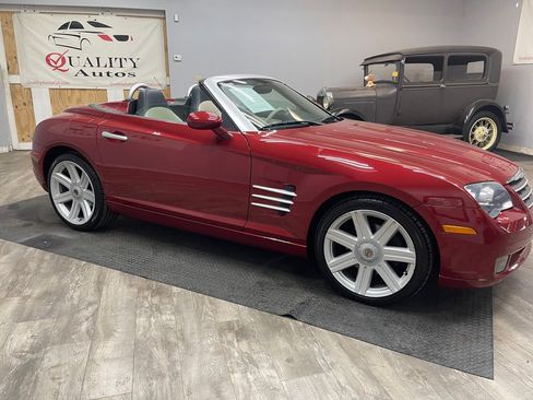 Used 2005 Chrysler Crossfire Limited RWD image 13