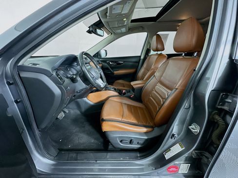 Used 2018 Nissan Rogue SL w/ Premium Package FWD image 13