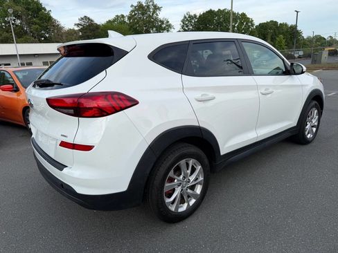 Used 2021 Hyundai Tucson SE w/ Cargo Package image 4
