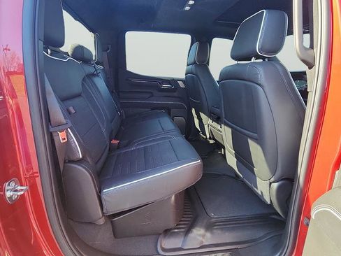 Used 2025 GMC Sierra 1500 AT4X image 19
