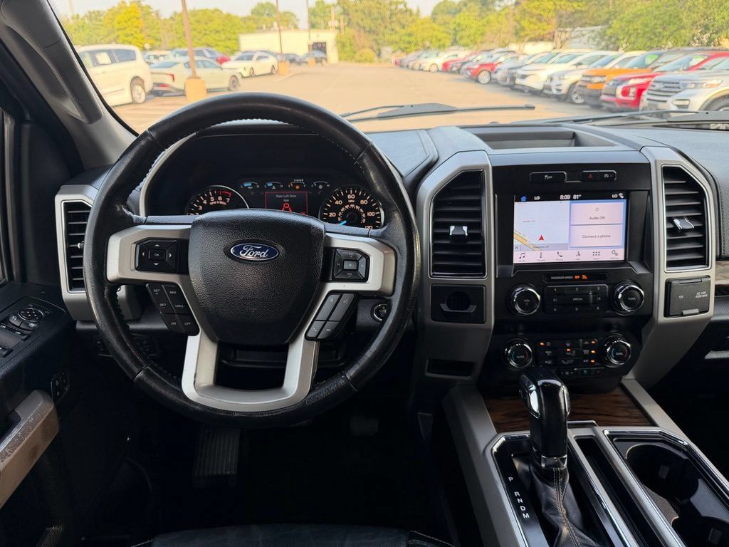 Used 2019 Ford F150 Lariat RWD image 14