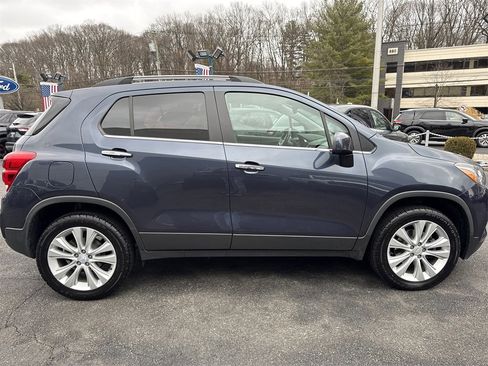 Used 2018 Chevrolet Trax Premier image 19