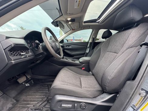 Used 2025 Honda Accord SE image 20
