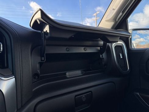 Used 2019 Chevrolet Silverado 1500 LT w/ All-Star Edition image 32