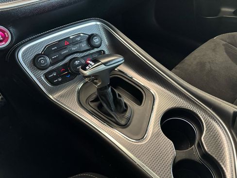 Used 2018 Dodge Challenger SRT Hellcat image 17