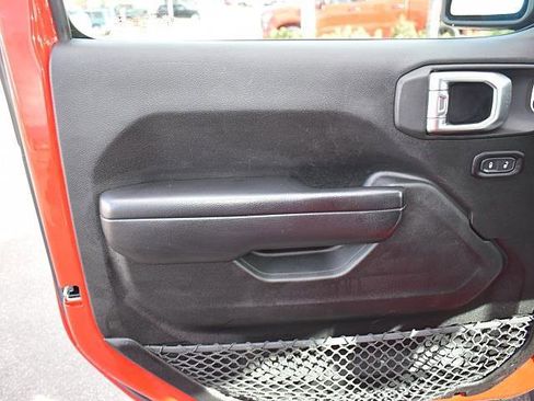 Used 2020 Jeep Gladiator Sport w/ Quick Order Package 24S image 14