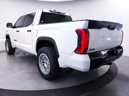 Used 2025 Toyota Tundra SR5 AWD/4WD image 13