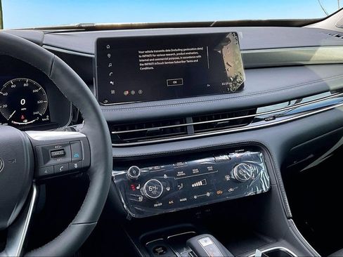 Used 2026 INFINITI QX60 Luxe w/ Cargo Package image 6