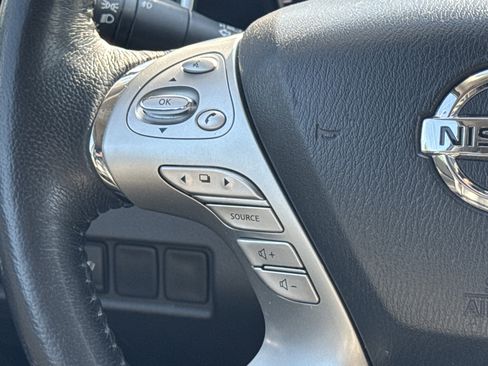 Used 2018 Nissan Murano SL w/ Moonroof Package AWD/4WD image 5