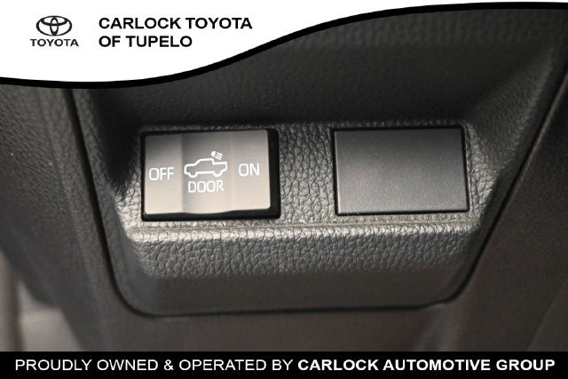 Used 2025 Toyota Tacoma TRD Off-Road AWD/4WD image 25