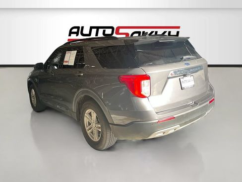 Used 2021 Ford Explorer XLT RWD image 5
