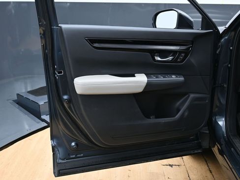 Used 2024 Honda CR-V EX-L image 41