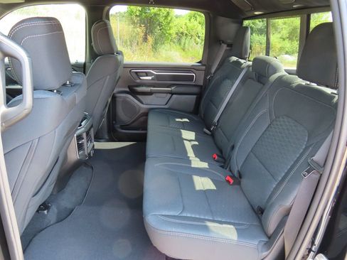 Used 2025 RAM 1500 Big Horn AWD/4WD image 29