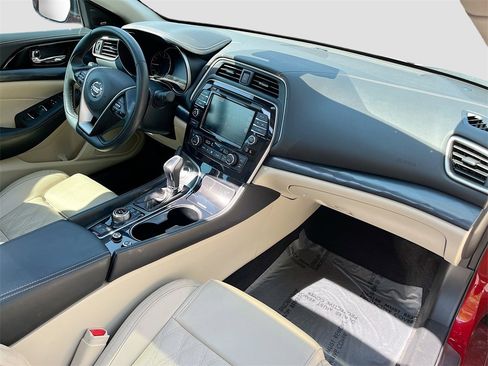 Used 2023 Nissan Maxima Platinum w/ Sport Mat Group image 31
