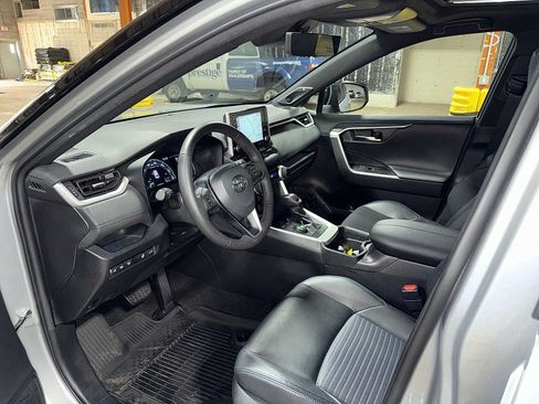 Certified 2021 Toyota RAV4 XSE AWD/4WD image 30