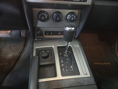 Used 2011 Dodge Nitro Heat image 19