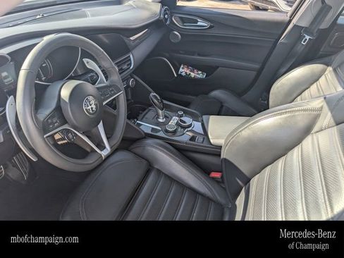 Used 2019 Alfa Romeo Giulia Ti image 14