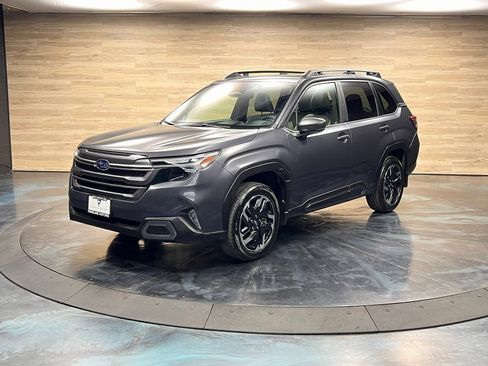 Used 2025 Subaru Forester Limited image 6