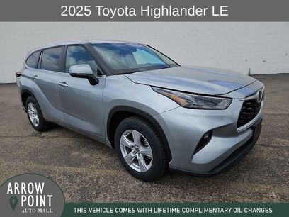 Used 2025 Toyota Highlander LE