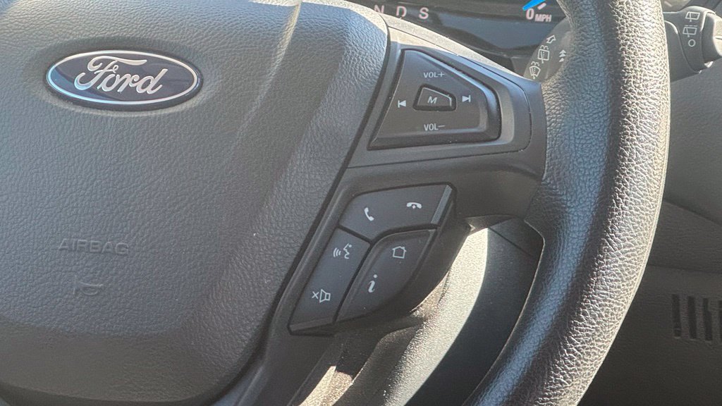 Used 2020 Ford Edge SE FWD image 7