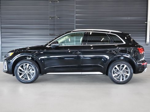 Used 2023 Audi Q5 2.0T Premium Plus w/ Premium Plus Package AWD/4WD image 15