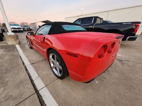 Used 2007 Chevrolet Corvette Convertible w/ Preferred Equipment Group image 4