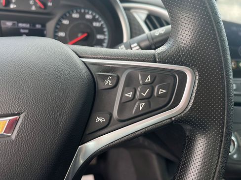 Used 2023 Chevrolet Malibu LT FWD image 12