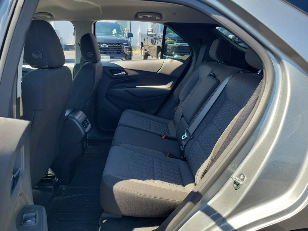 Certified 2023 Chevrolet Equinox LT FWD image 24