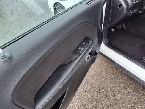 Used 2022 Dodge Challenger GT image 6